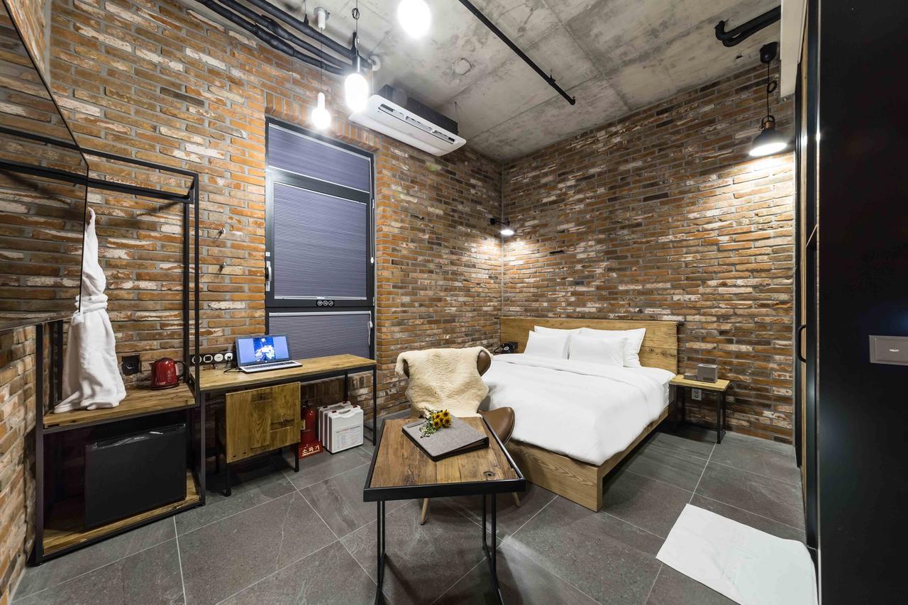 Hotel The Artist Dongdaemun Seoul Exterior photo