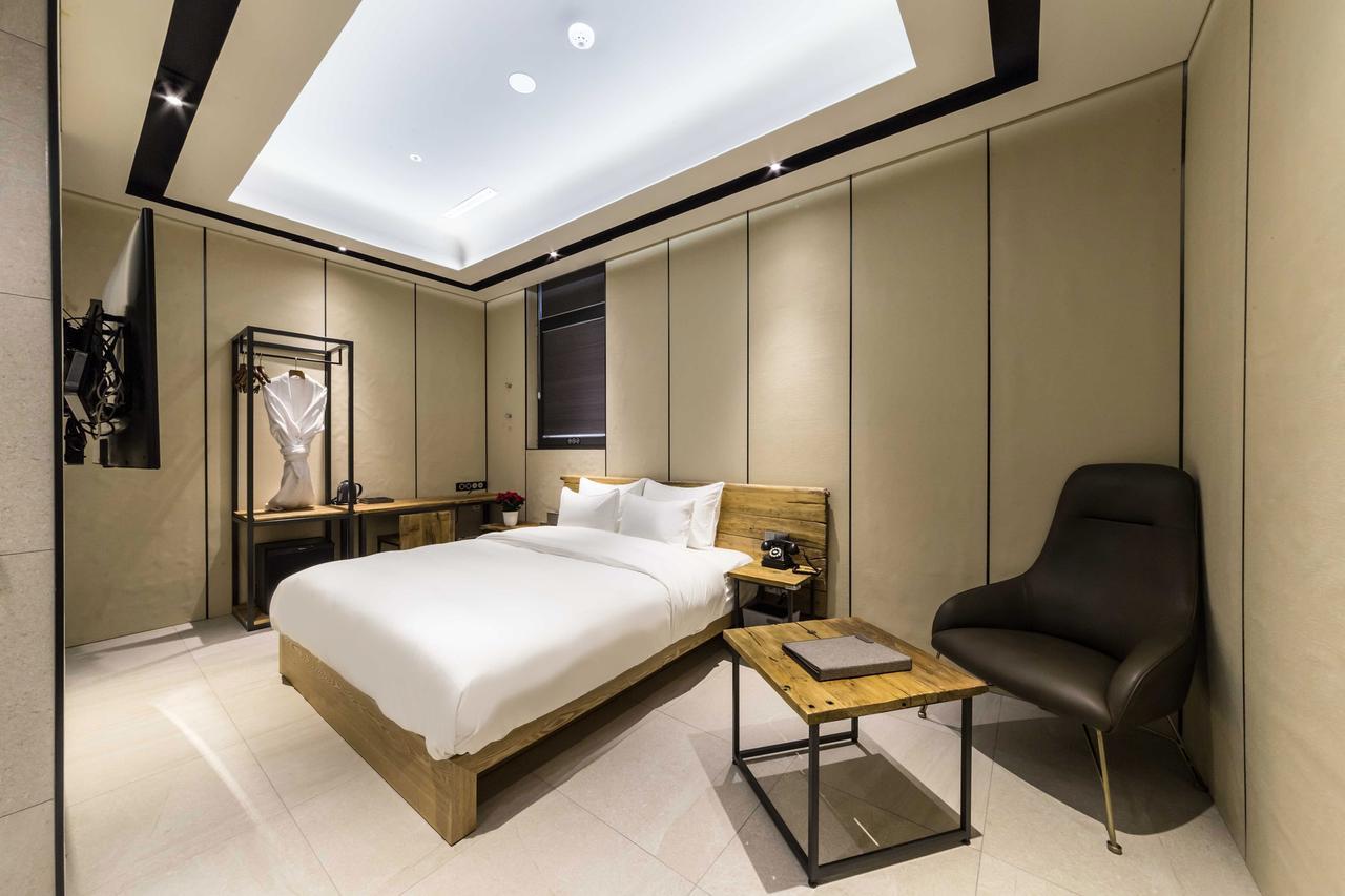 Hotel The Artist Dongdaemun Seoul Exterior photo